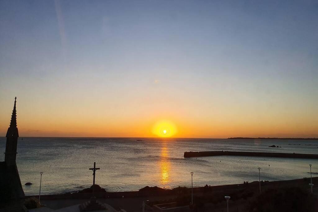 Le Phare De La Croix Pleine Vue Mer Centre Ville Concarneau Kültér fotó